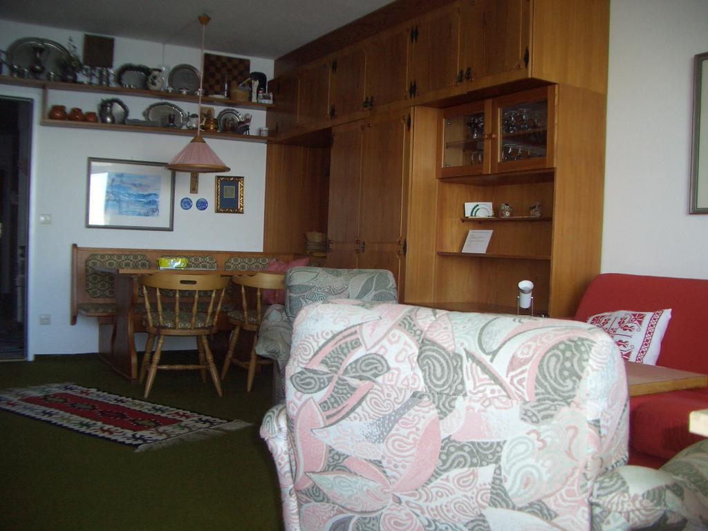 Ferienwohnung Im Haus Edelweiss Treffen Kültér fotó