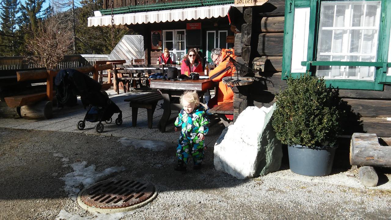 Ferienwohnung Im Haus Edelweiss Treffen Kültér fotó